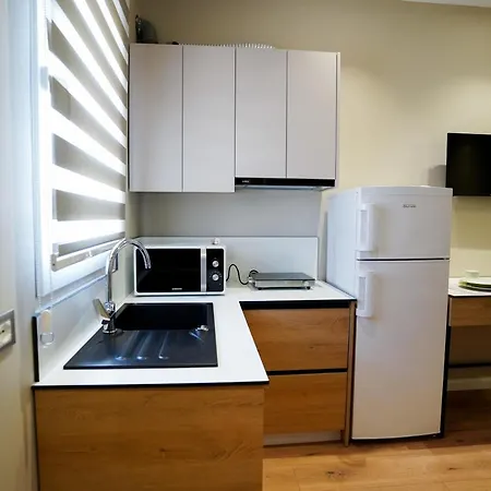 Klei'S Daily Apartment Tirana Exterior photo